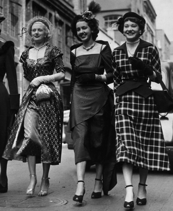 Women S Fashion During The 1930s Edit 1582636527494 